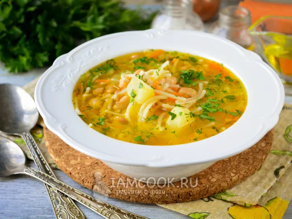 Фото блюда: Суп с фасолью и вермишелью