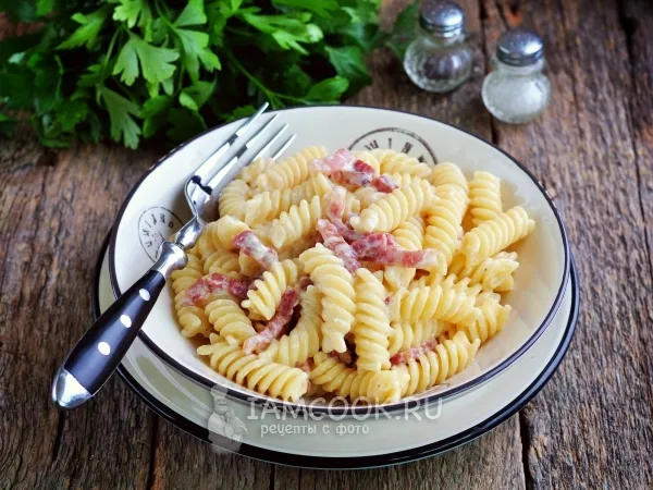 Фото блюда: Макароны с соусом карбонара