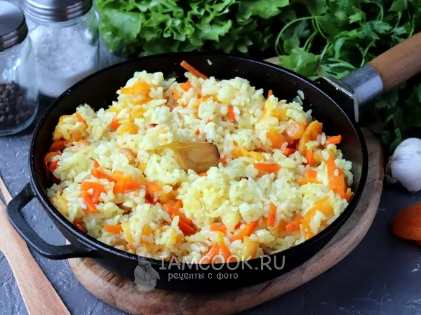 Фото блюда: Сладкий плов с изюмом и курагой