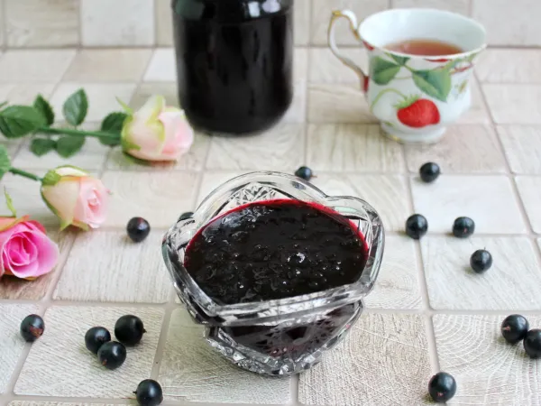 Фото блюда: Варенье из черной смородины через мясорубку на зиму