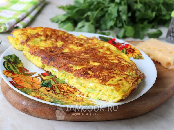 Фото готового блюда: Омлет с кабачком и сыром