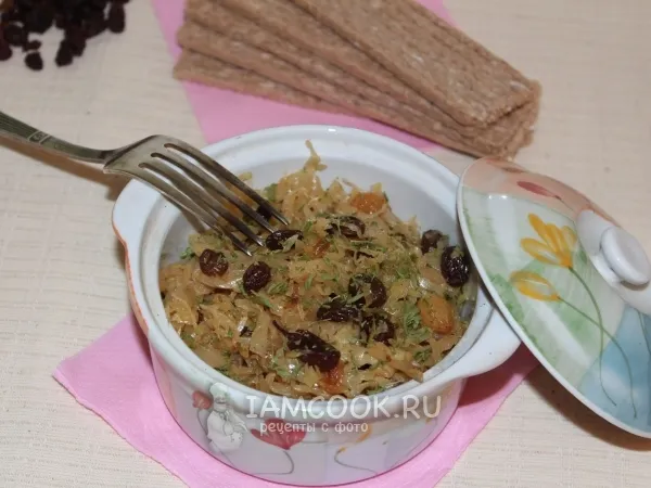 Фото блюда: Капуста тушеная с яблоками