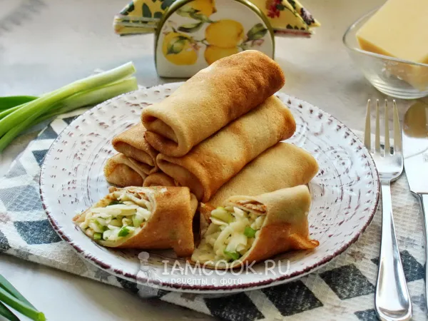 Фото блюда: Блины с луком и сыром (в начинке)