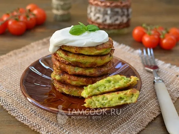 Фото блюда: Оладьи из кабачков с зеленью