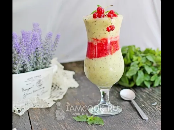 Фото готового блюда: Фруктовый смузи с семенами чиа