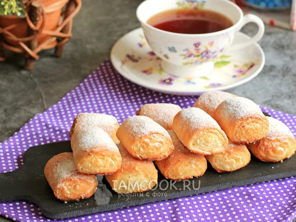 Фото готового блюда: Творожные рулетики с кокосовой стружкой