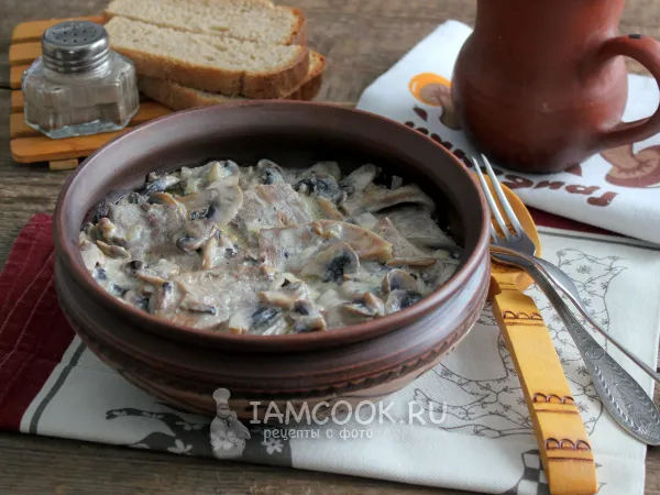 Фото блюда: Язык под грибным соусом