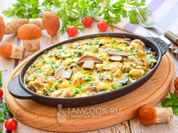 Фото блюда: Жульен с курицей и подосиновиками