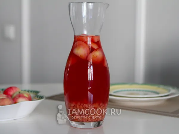 Фото блюда: Компот из яблок и малины