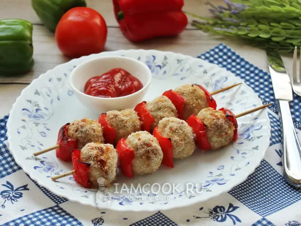 Фото готового блюда: Шашлык из фарша в духовке