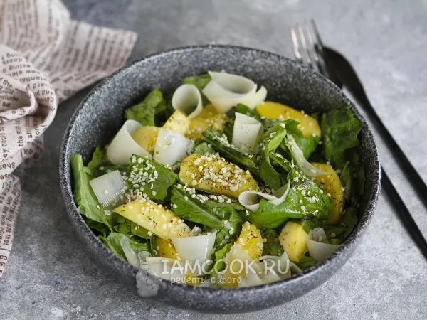 Фото блюда: Салат «Французский» с яблоком и сыром