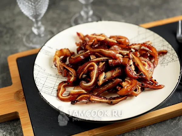 Фото блюда: Острая закуска из копченых свиных ушей