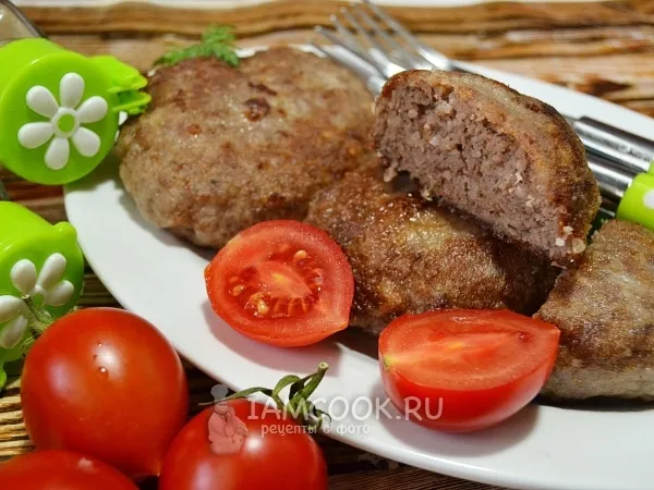 Фото готового блюда: Котлеты с отрубями