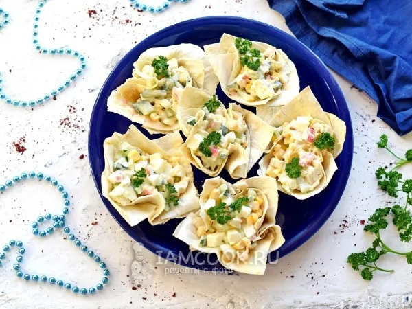 Фото блюда: Корзиночки из лаваша с салатом