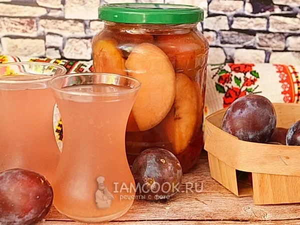 Фото блюда: Компот из персиков и слив на зиму
