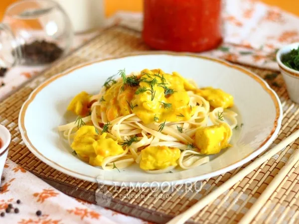 Фото готового блюда: Гуляш из курицы в мультиварке