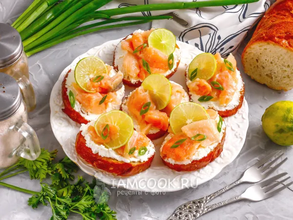 Фото блюда: Канапе с творожным сыром и семгой
