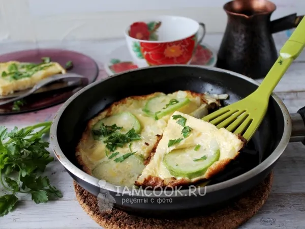 Фото блюда: Омлет с обжаренными кабачками