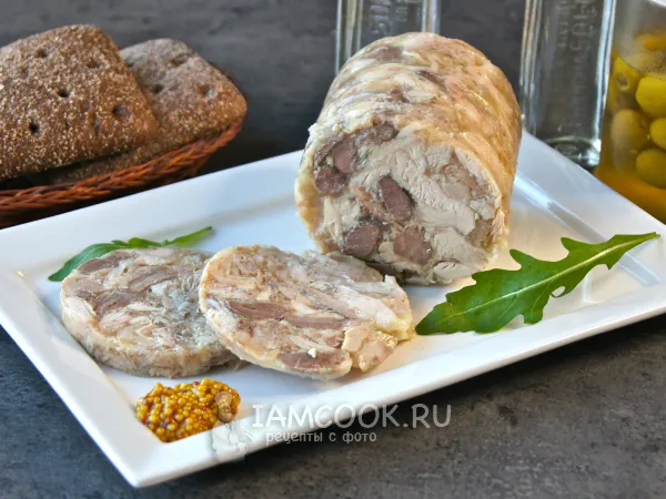 Фото готового блюда: Зельц из курицы в бутылке