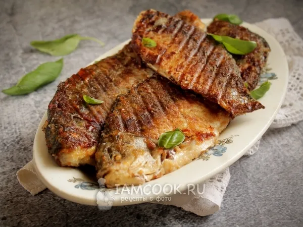 Фото блюда: Жареные караси в сухарях на сковороде-гриль