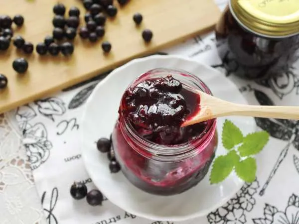 Фото блюда: Джем из черной смородины с желатином