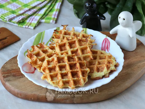 Фото готового блюда: Диетические вафли в вафельнице (кабачковые)