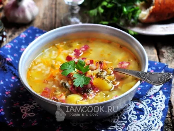 Фото готового блюда: Рассольник с колбасой
