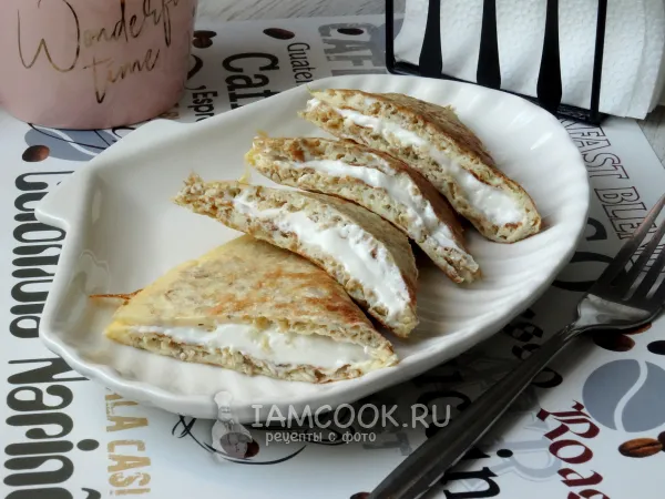 Фото блюда: Овсяноблин с творожным сыром