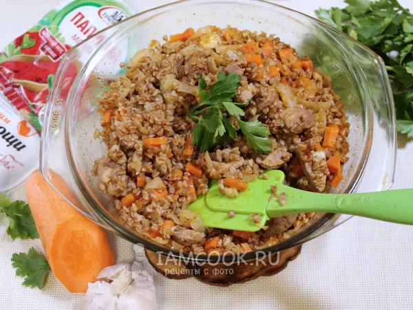 Фото готового блюда: Гречка по-купечески с индейкой в микроволновке