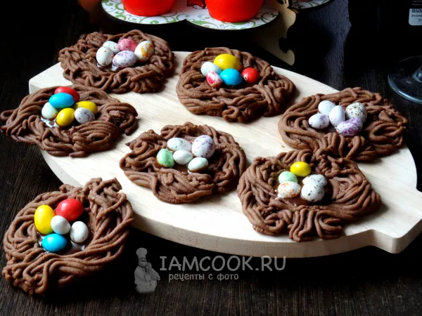 Фото готового блюда: Пасхальное печенье «Гнёзда»