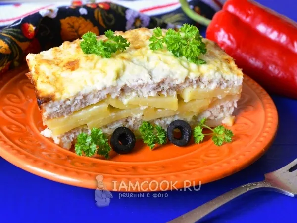 Фото готового блюда: Картошка с куриным фаршем в духовке