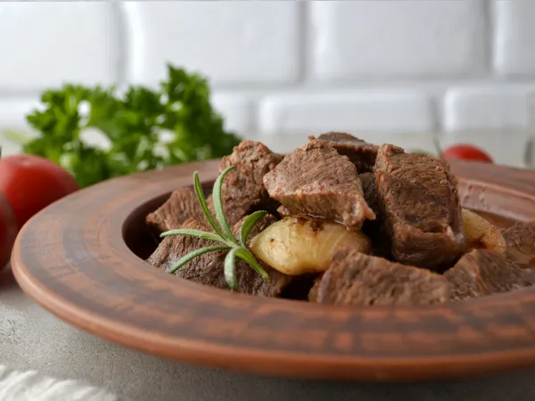 Фото готового блюда: Стифадо из говядины по-гречески