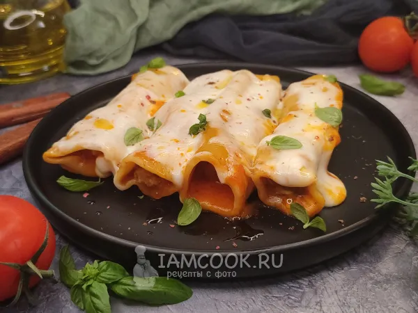 Фото блюда: Каннеллони с фаршем в сковороде