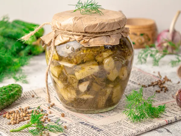 Фото блюда: Салат из огурцов с укропом на зиму