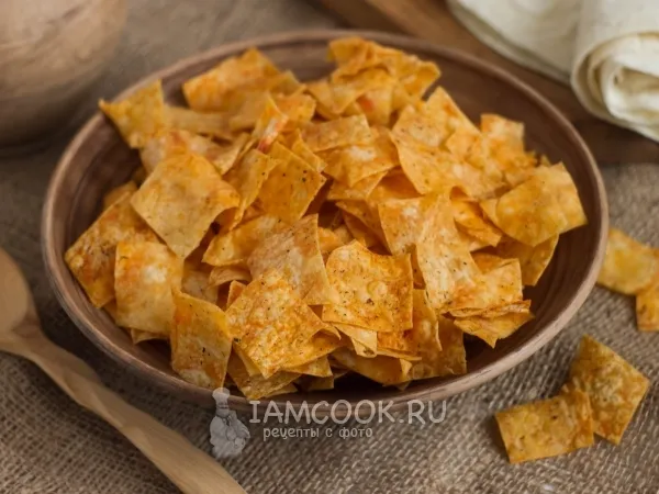 Фото блюда: Чипсы из лаваша с паприкой в духовке