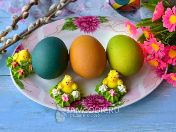 Фото готового блюда: Как покрасить яйца гелевыми красителями?
