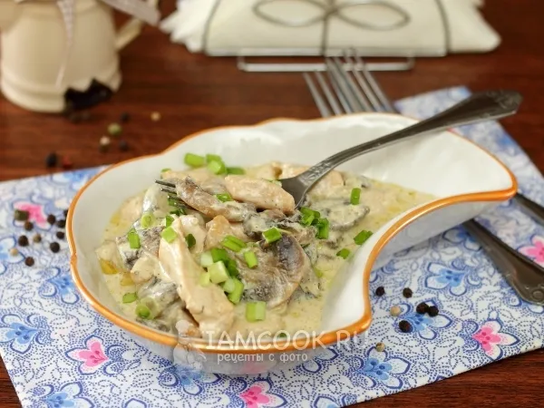 Фото блюда: Курица с грибами в мультиварке