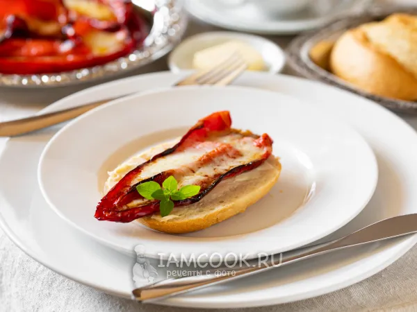 Фото блюда: Болгарский перец с сыром на сковороде