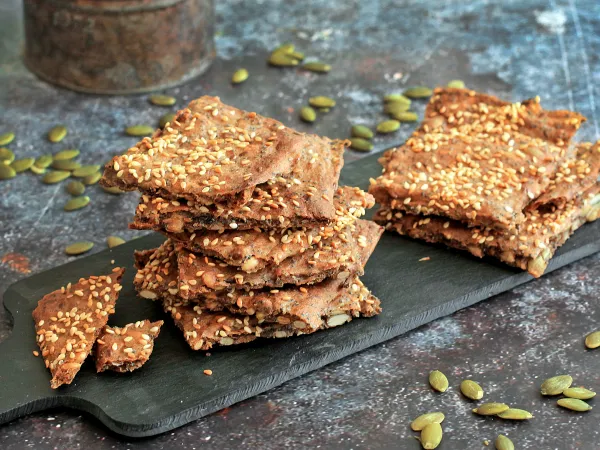 Фото готового блюда: Хрустящие ржаные хлебцы (без дрожжей и солода)