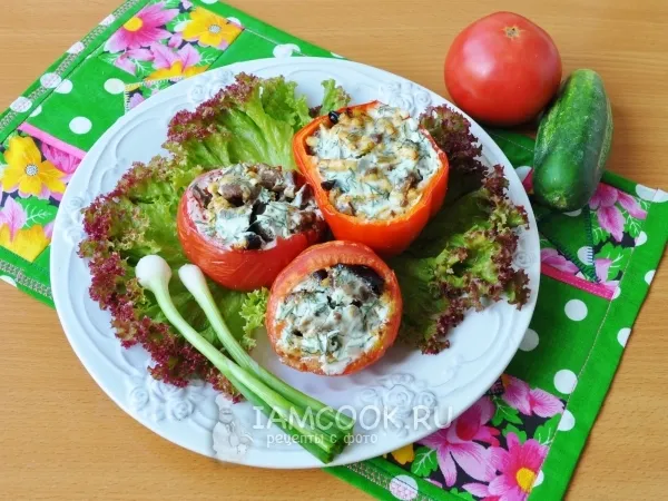 Фото готового блюда: Перец и томаты, фаршированные куриной печенью