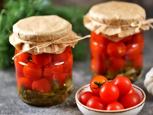Фото блюда: Острые помидоры черри на зиму