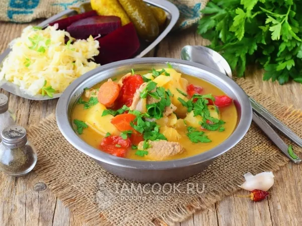 Фото готового блюда: Соус с мясом и картошкой