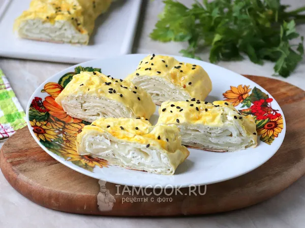 Фото блюда: ПП штрудель из лаваша с творогом (с зеленью)