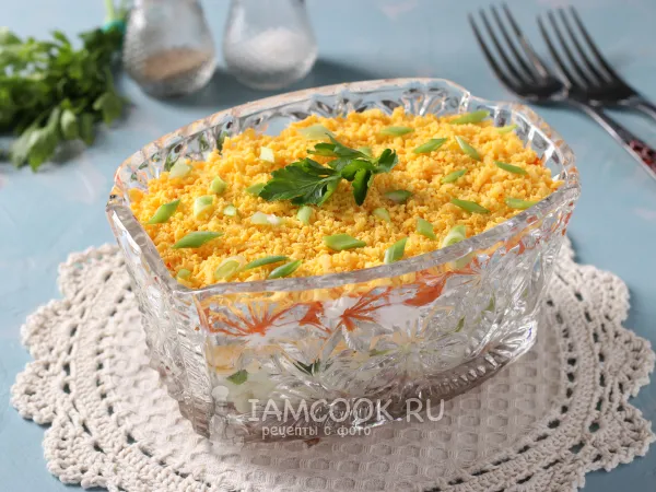 Фото блюда: Салат «Печень трески под шубой»