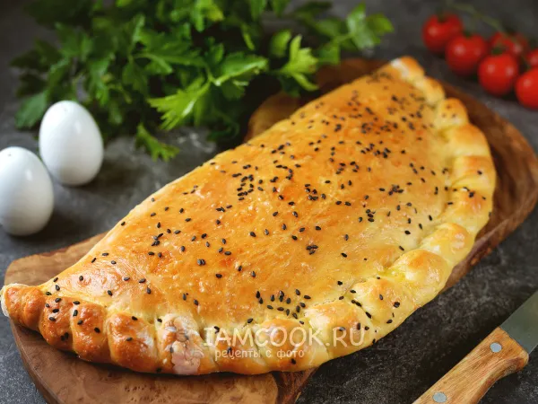 Фото готового блюда: Пирог с квашеной капустой (из дрожжевого теста)