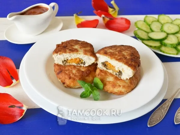 Фото блюда: Куриные котлеты с грибами