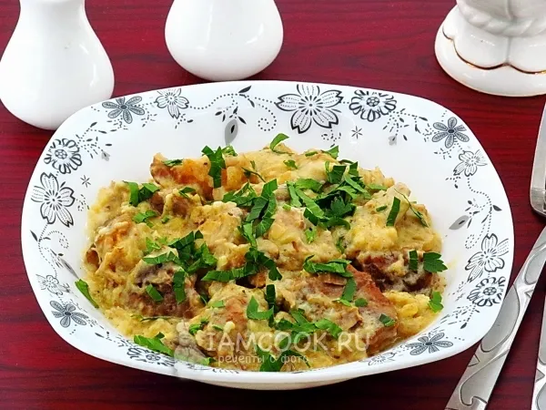 Фото блюда: Жаркое по-купечески в горшочках