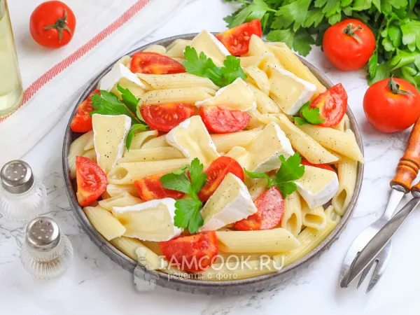 Фото блюда: Паста с камамбером и черри