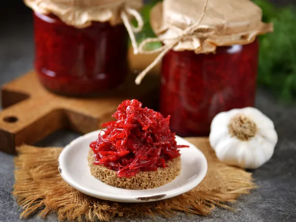 Фото блюда: Острая икра из свеклы на зиму