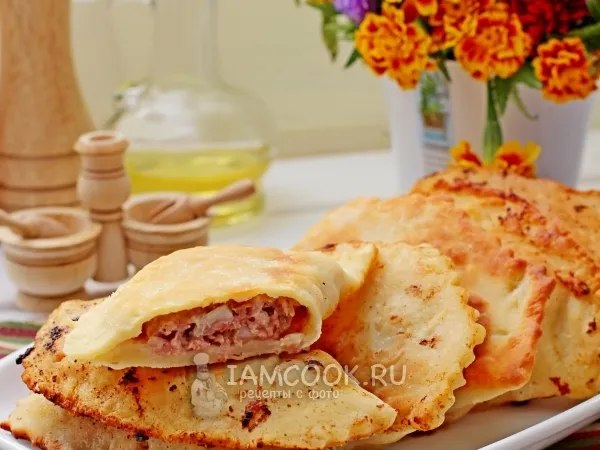 Фото готового блюда: Чебуреки на кефире с мясом